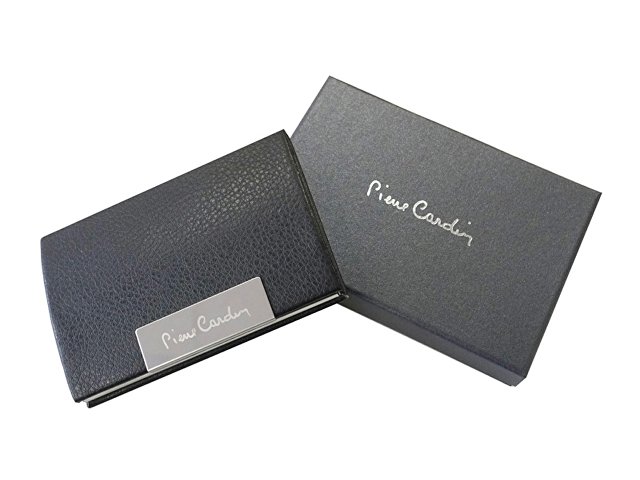 Визитница Pierre Cardin. Корпус - искус.кожа. Размер 9,6 х 6,4 х 1,3 см. Цвет - черный.