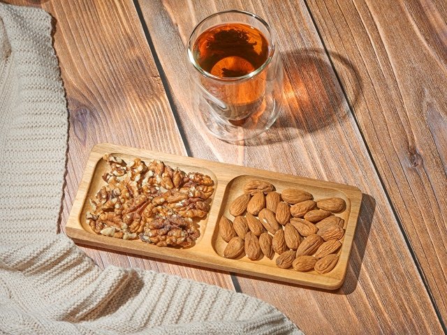 Менажница из акации с двумя секциями "Almond"